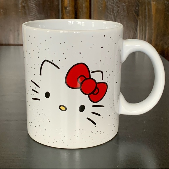 Hello Kitty White with Black Speckle 20oz Ceramic Mug - Picture 2 of 8